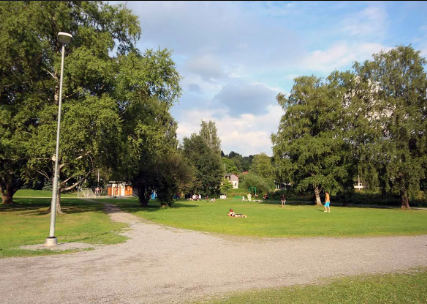  Harjoitusten jälkeen voit pulahtaa läheisellä uimarannalla uimassa 